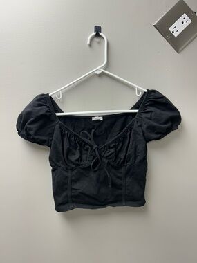 Garage Women’s Black Tie Front Puff Sleeves Cropped Top